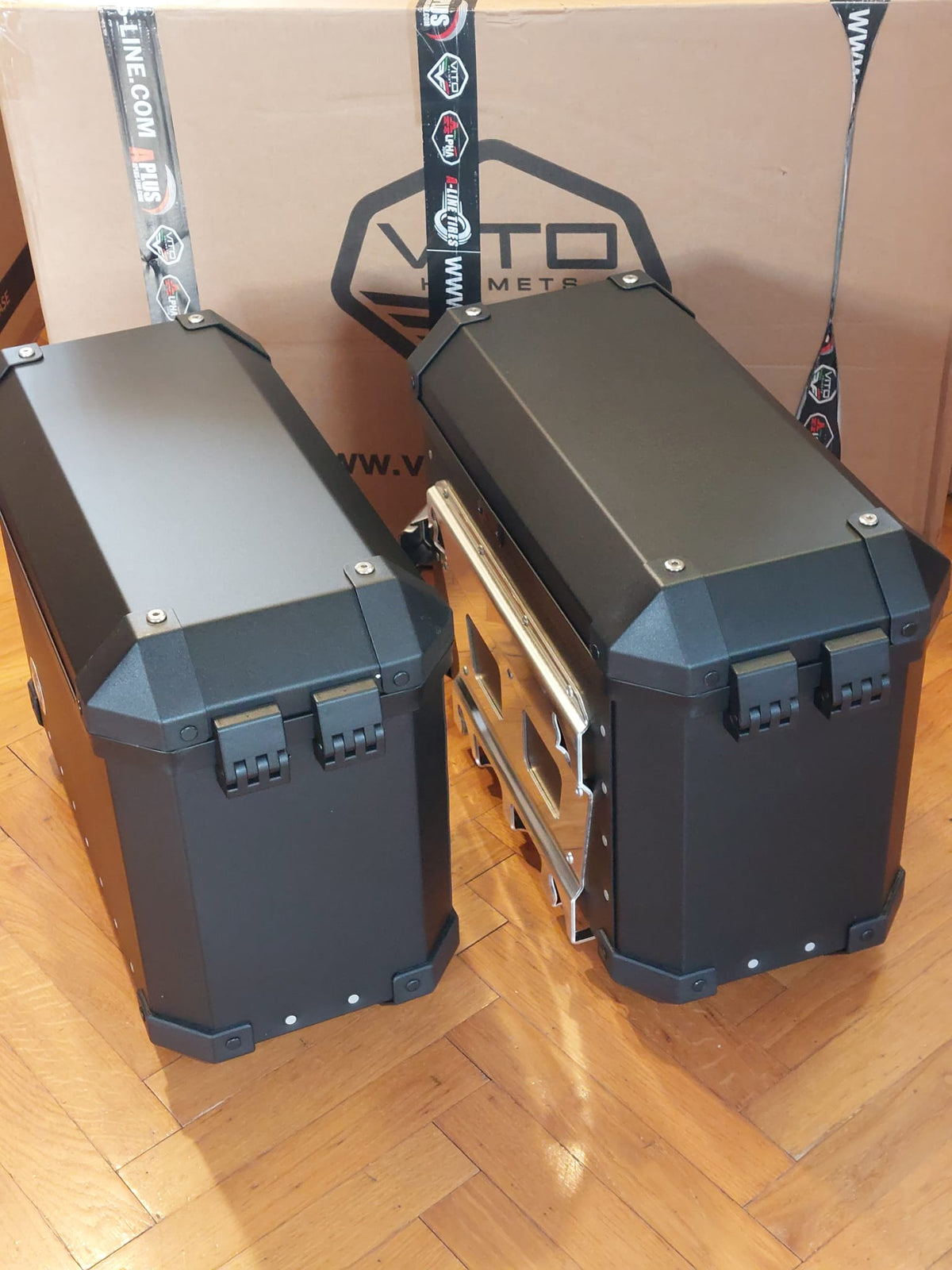 Alu bočni koferi 2x36 litara Coocase