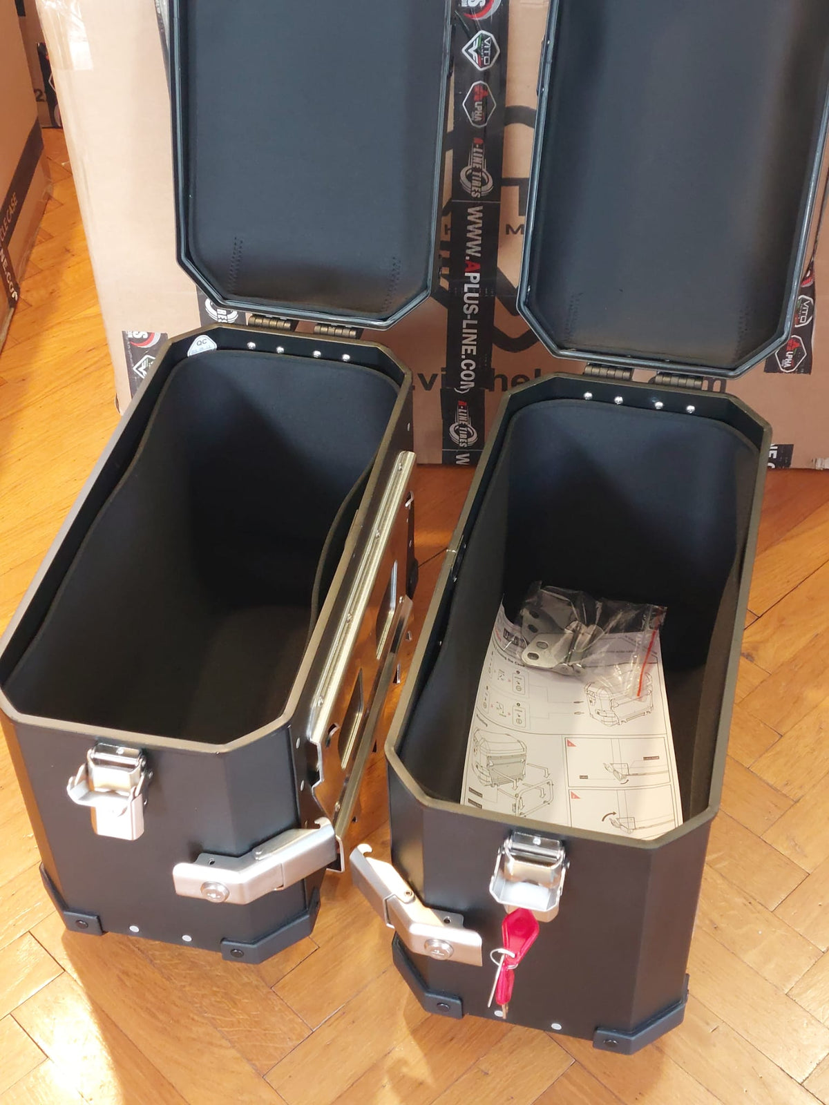 Alu bočni koferi 2x36 litara Coocase
